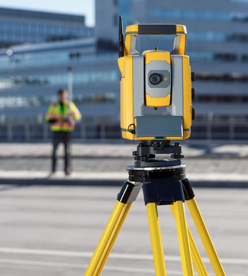 Total Station with Field Controller